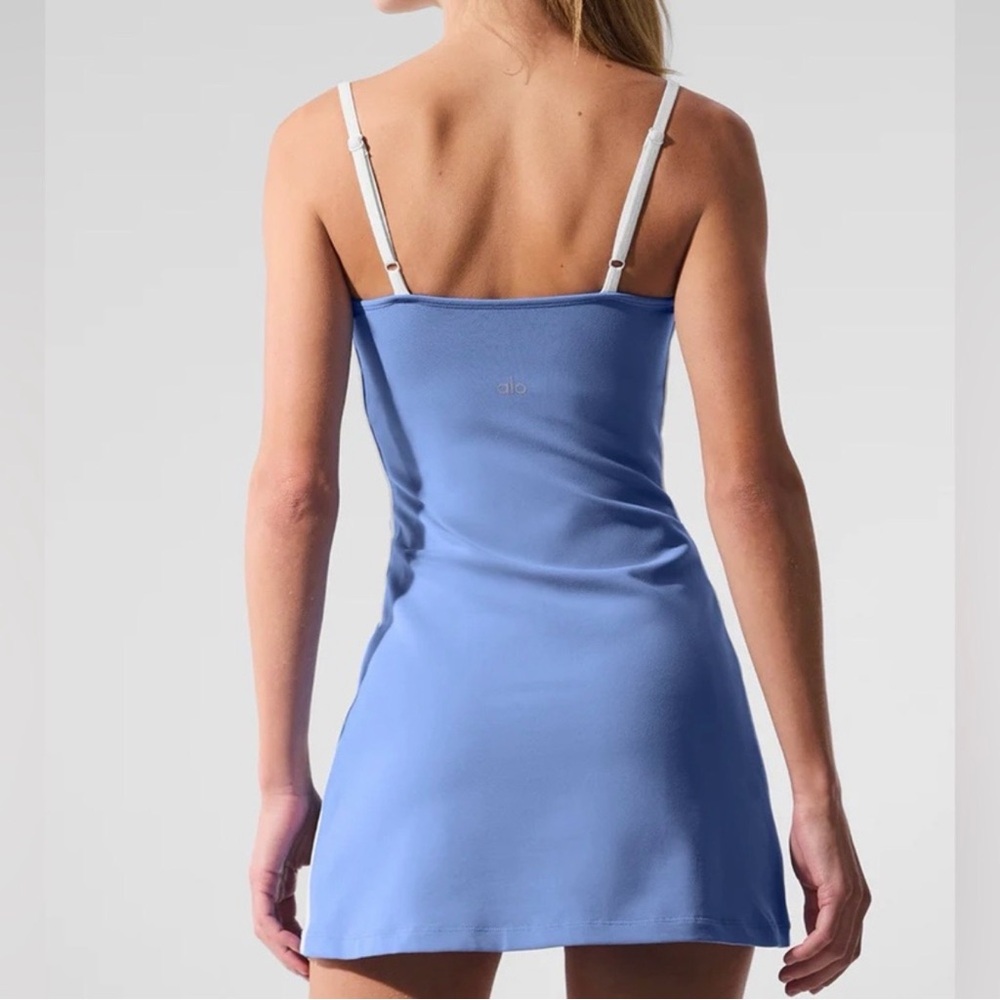 ALO Crystal Clear Blue Airbrush
Streamlined Dress - Picture 2 of 6